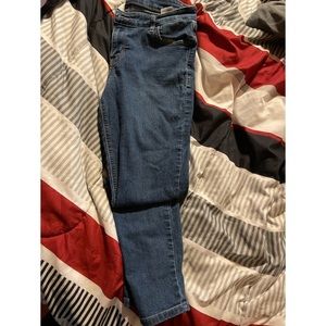 Mid-rise Old Navy skinny jeans